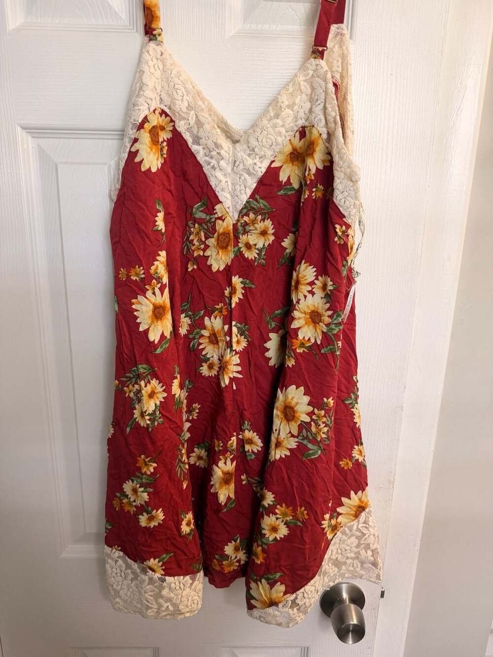 Y2K Forever 21+ Plus Size 2X Red Sunflower Floral Lace Trim Cami Dress